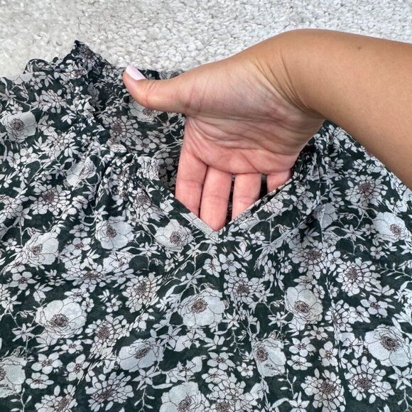 Cabi Green Floral Peasant Blouse - Picture 4 of 7